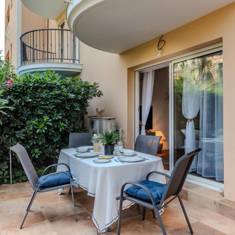 Saint Raphael appartement 4 étoiles neuf en rez de jardin privatif - Appartamento con 2 Camere da Letto - 5