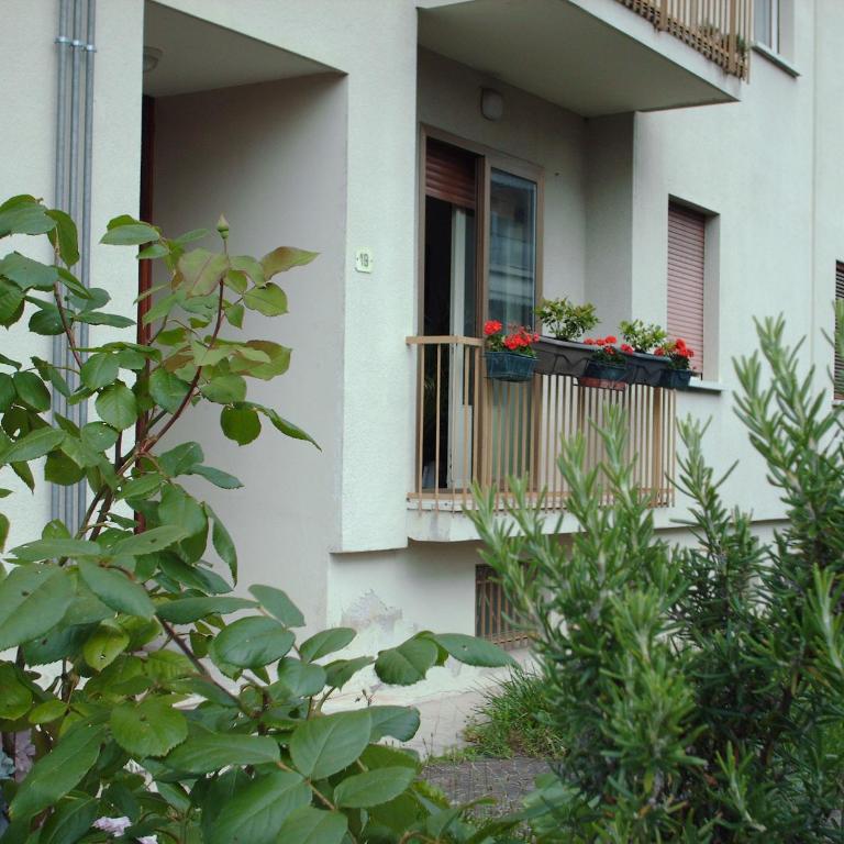 Guest House Cuore del Friuli - Camera Tripla con Bagno Privato Esterno - 9