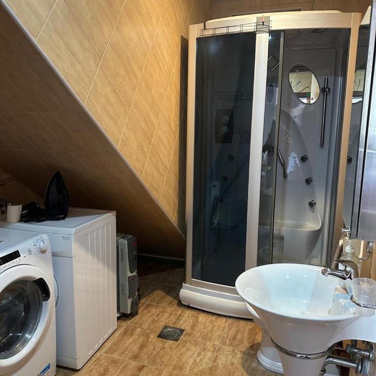 Apartments Ivan - Apartman sa 2 Spavaće Sobe, Balkonom i Pogledom na More - 8