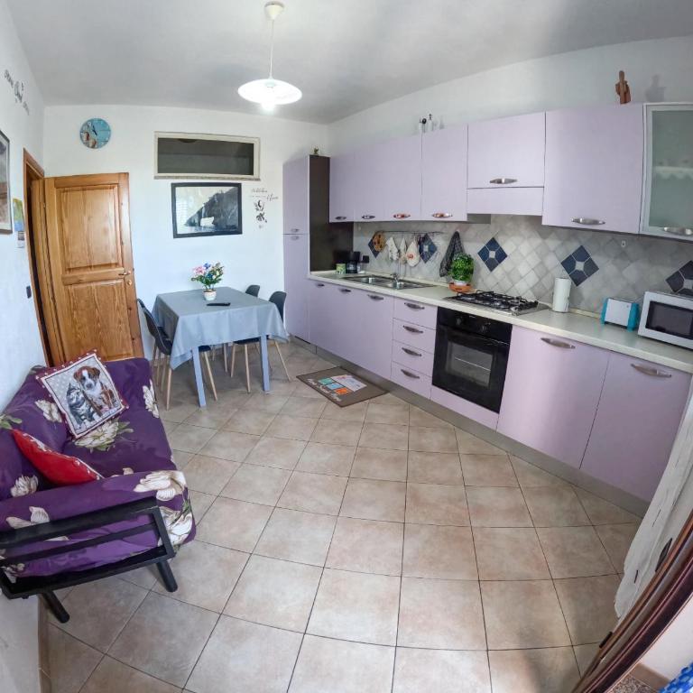 Casa Purple - Appartamento con 2 Camere da Letto e Vista Giardino - 2