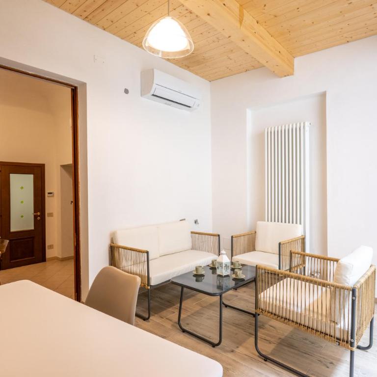 Rentwin - Pisa Garden Retreat - Two-Bedroom Apartment - 13