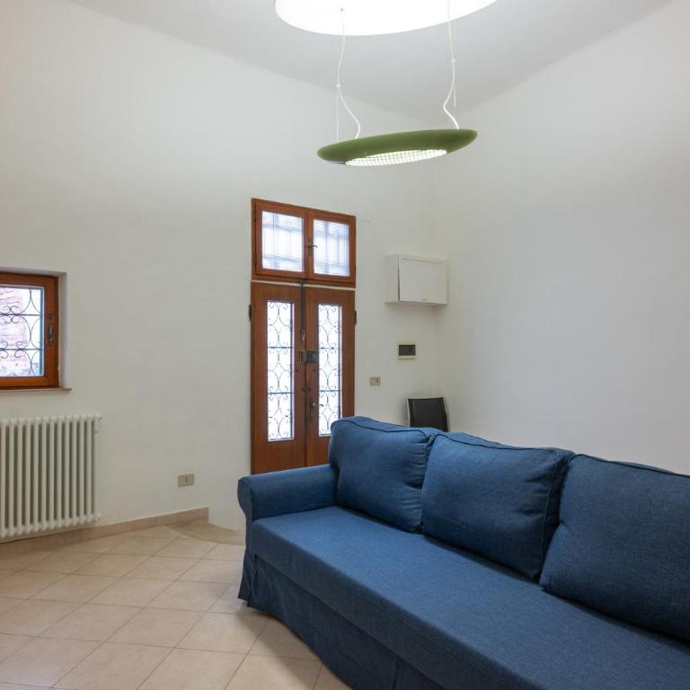 Rentwin - Pisa Garden Retreat - Two-Bedroom Apartment - 26