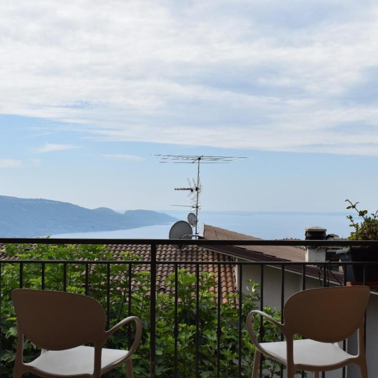 Residence Mirabel - Suite con Vista Lago - 20