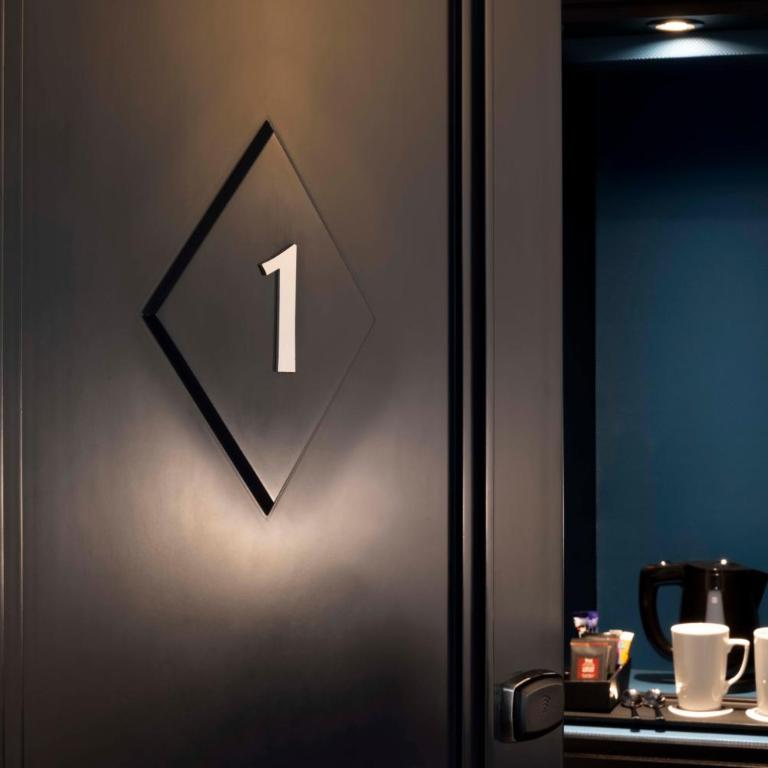Hôtel Gustave - Chambre Double - Accessible aux Personnes à Mobilité Réduite - 5