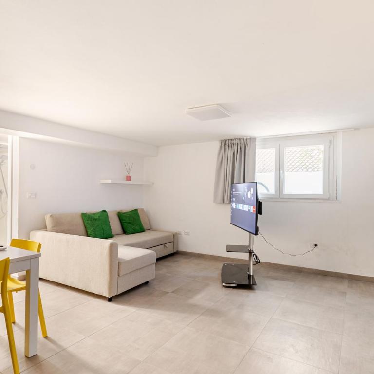 2 Appartamenti in VleCeccarini - 3Bagni - Parcheggio Privato - Mare - Appartamento Superior con 2 Camere da Letto - 3
