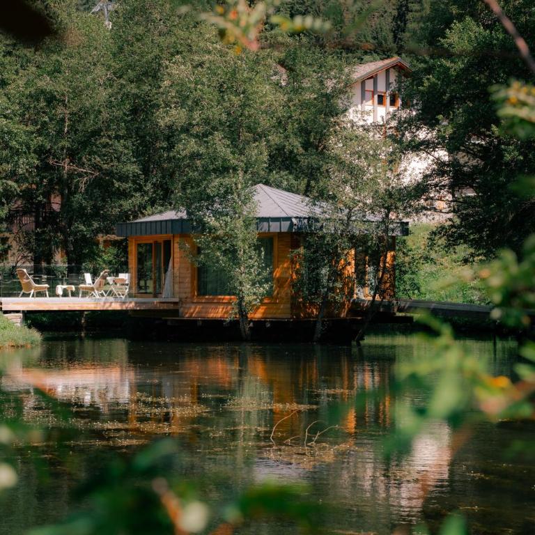 Au Charmant Petit Lac - Ecohotel Parc & Spa - Chalet - Annex - 8