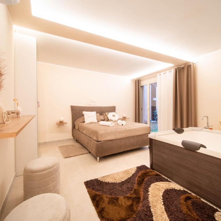 Desiree Luxury House- vasca idromassaggio - Two-Bedroom House - 1