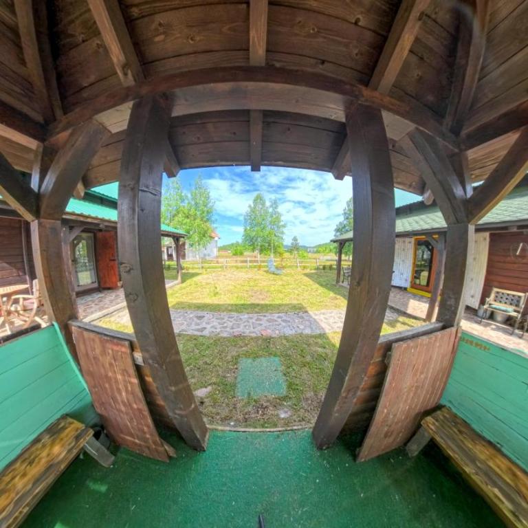 Spacious Wooden House Zabljak Retreat - Three-Bedroom House - 16