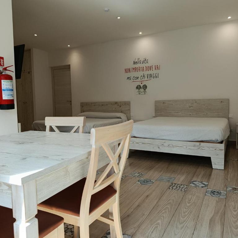 Sicily Rooms Appartamenti - Vierbettzimmer - 2