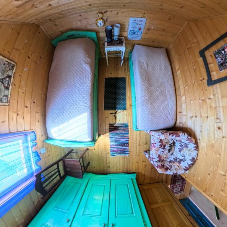 Spacious Wooden House Zabljak Retreat - Three-Bedroom House - 30