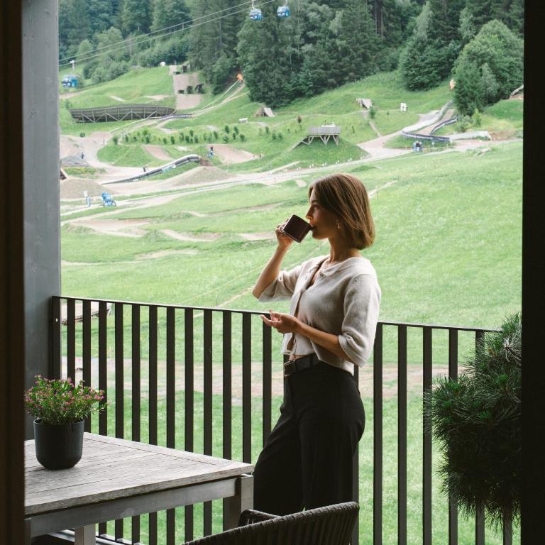 Boutique Hotel Das Rivus - Junior Suite mit Poolblick - 1