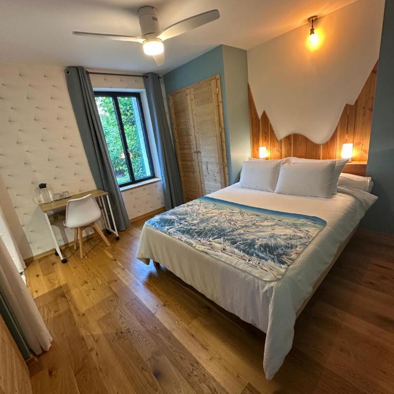 Papillon 05 - Wellness - 6 Pers - Sauna - Jacuzzi - Parking - Chambre Double Deluxe avec Baignoire - 1