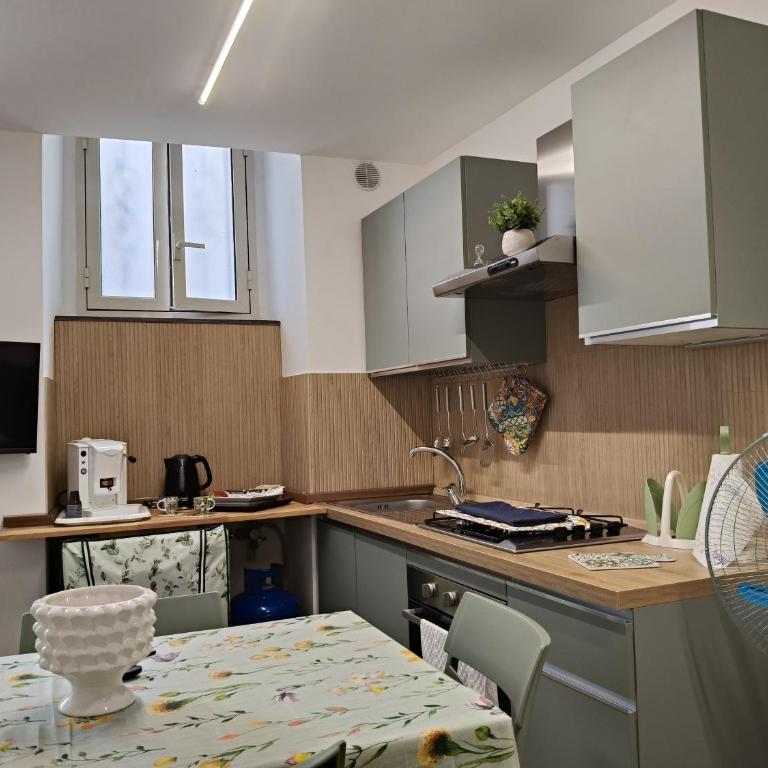 Littlehouse - One-Bedroom Apartment - 8