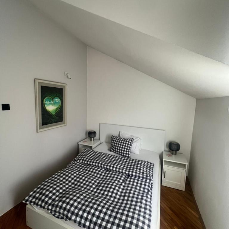 Joker 5 - One-Bedroom Apartment - 4
