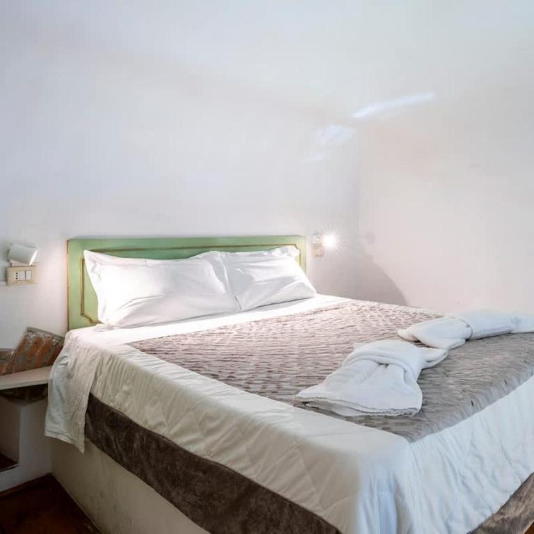 2 - Monolocale silenzioso a due passi dal centro - Appartamento con 1 Camera da Letto - 3