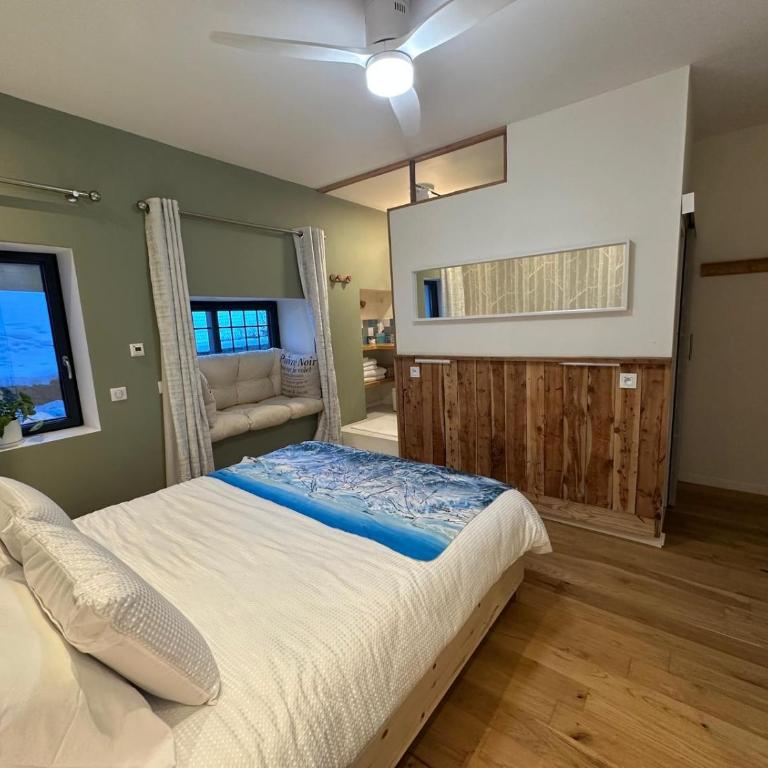 Papillon 05 - Wellness - 6 Pers - Sauna - Jacuzzi - Parking - Chambre Double Deluxe avec Douche - 8