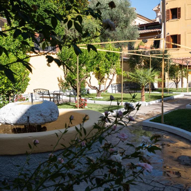 Residenza Leone XIII - King Room - 1