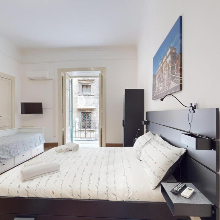 Ai Crociferi affittacamere - Deluxe Quadruple Room - 2