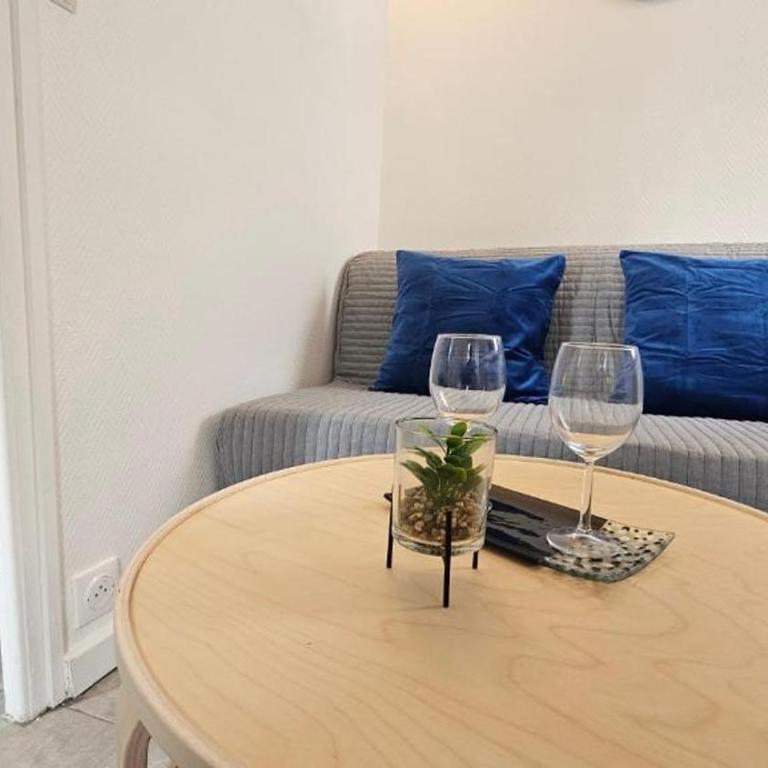 Appartement RENOVE EN PLEIN COEUR DE PARIS SUR L'ILE SAINT LOUIS ! - Appartement 1 Chambre - 21