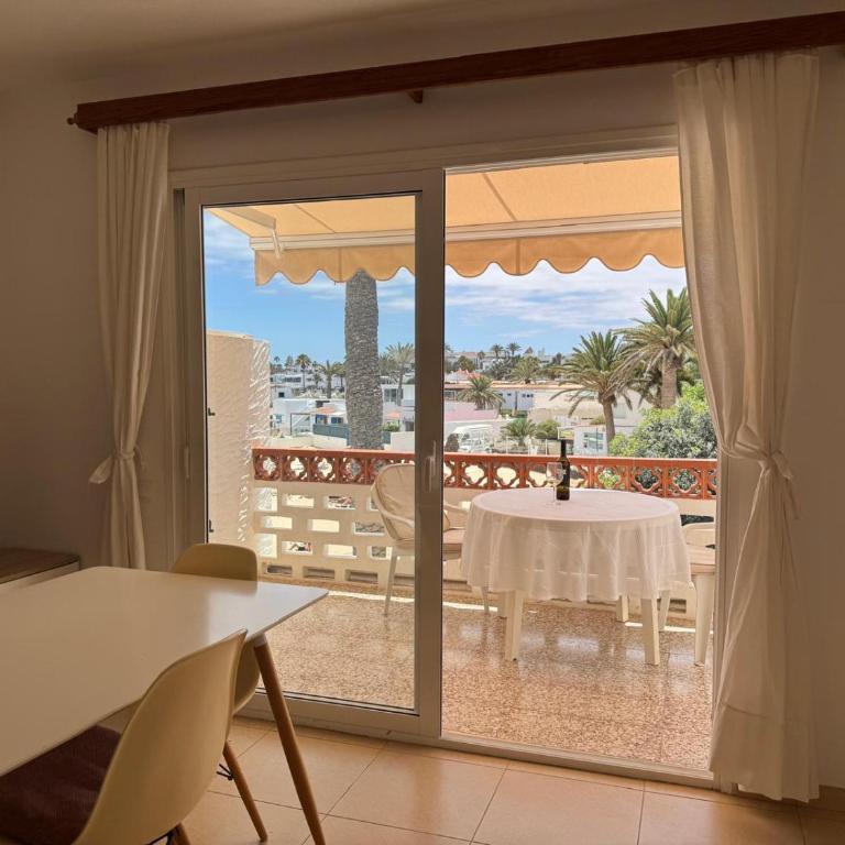 Apartment by the Sea at Goleta Beach - One-Bedroom Apartment - 2