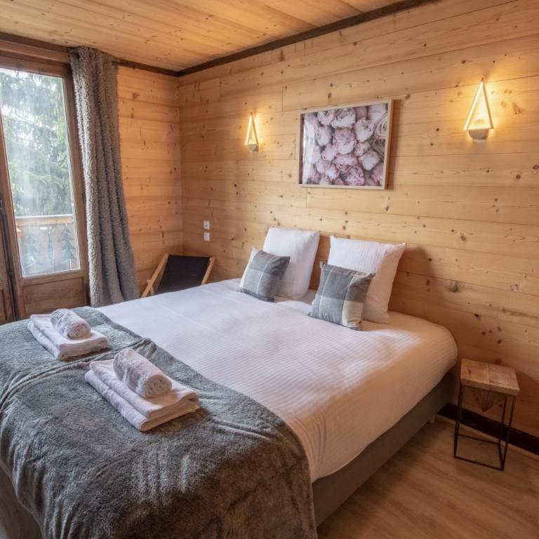 Catered chalet ideal location centre of Alpe d'Huez - 4 en-suite bedrooms - sauna - private home cinema - 10 people - Appartement - 10