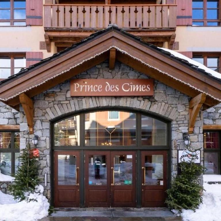 Cozy studio 3 guests, private terrace, inside pool, spa, luxurious residence, ski-in ski-out - One-Bedroom Apartment - 1