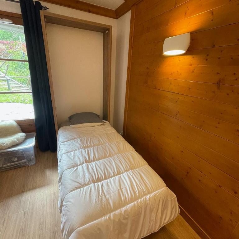 Cozy studio 3 guests, private terrace, inside pool, spa, luxurious residence, ski-in ski-out - One-Bedroom Apartment - 6