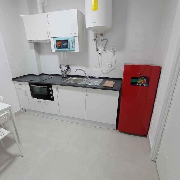 Estudio Madrid L9C - One-Bedroom Apartment - 1