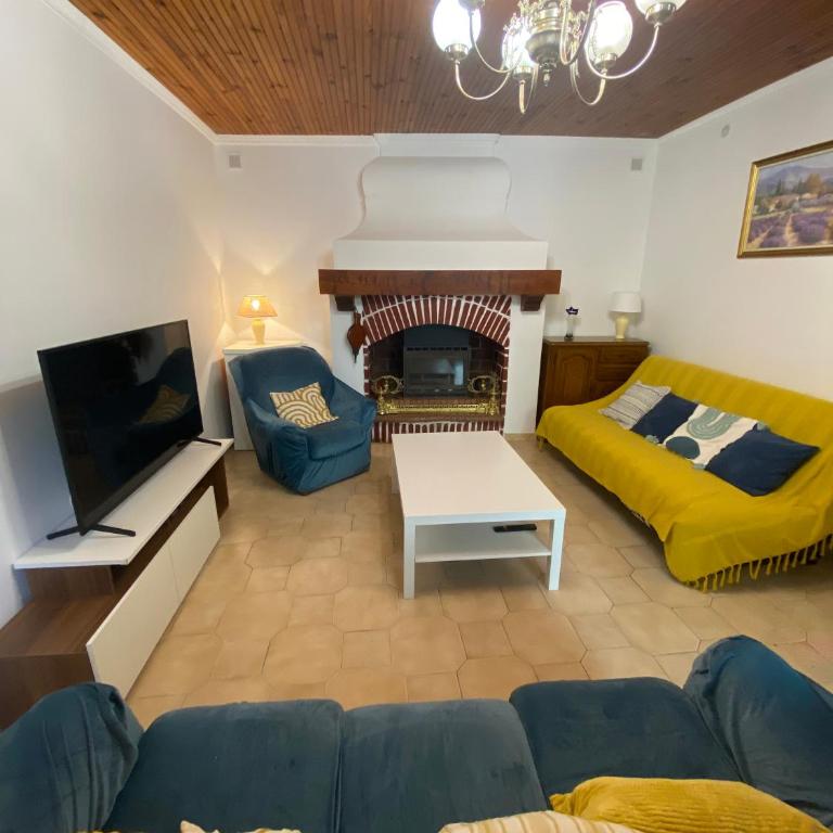 Maison au cœur du village de Sérignan - 3 Chambres, 6personnes - Three-Bedroom House - 8