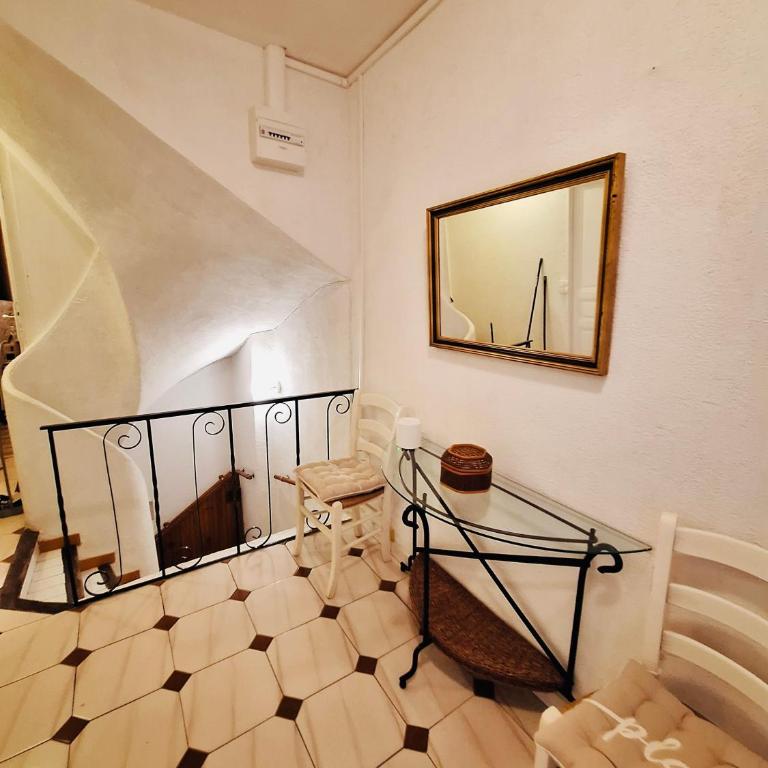 Maison au cœur du village de Sérignan - 3 Chambres, 6personnes - Three-Bedroom House - 16