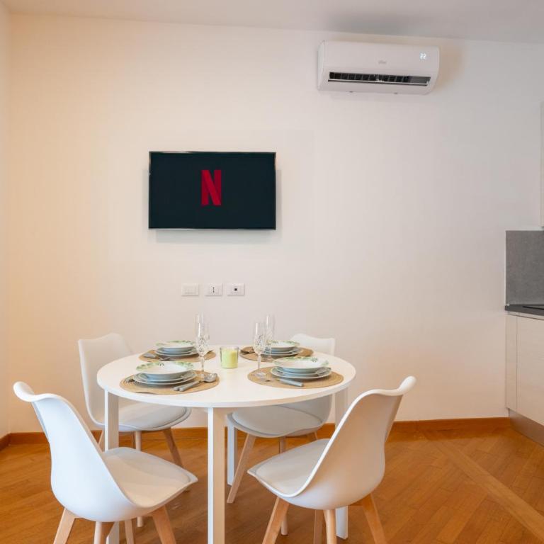 Rentwin-Little Bright Home-Pisa Airport - Appartamento con 1 Camera da Letto - 4