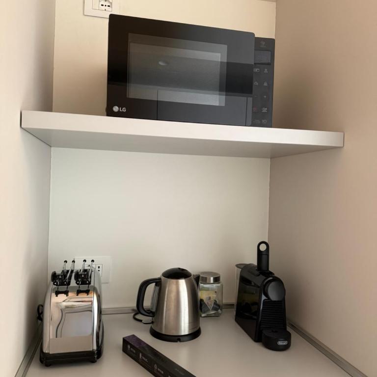 Palazzo Righi - Appartamento con 2 Camere da Letto - 8