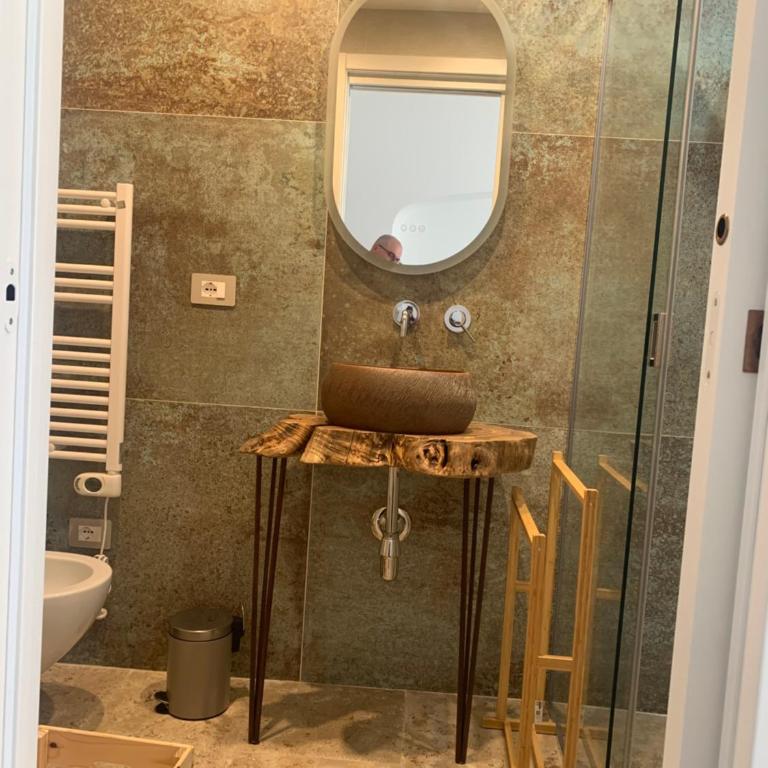 RomiRooms - Camera Matrimoniale con Bagno Privato - 19
