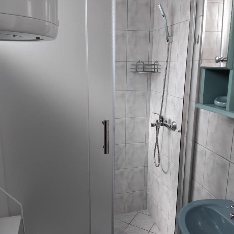 Apartman Breskvica - Two-Bedroom Apartment - 6