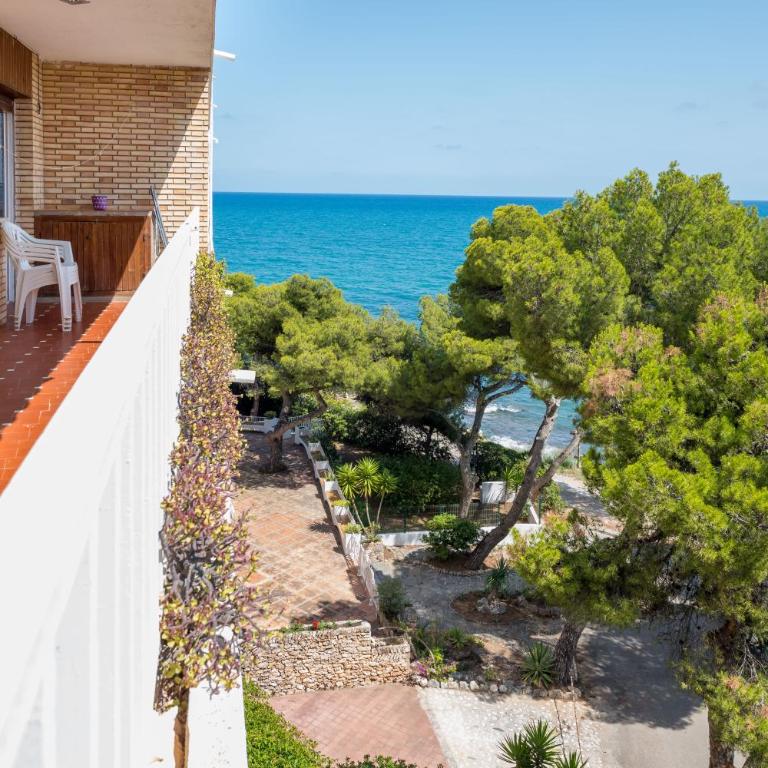 Con terraza con campo fútbol, pin pong con Parking - Apartamento de 2 dormitorios - 19