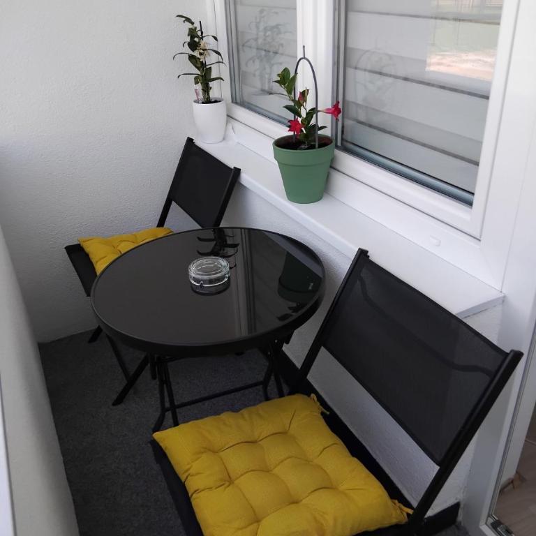 Apartman Breskvica - Two-Bedroom Apartment - 10