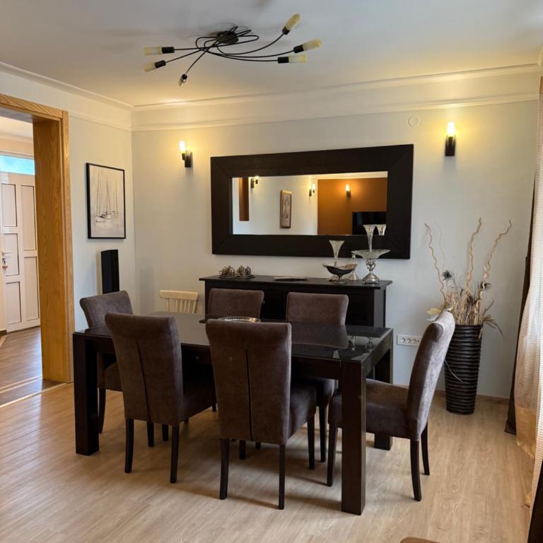 MarFri Apartments - One-Bedroom Apartment - 4