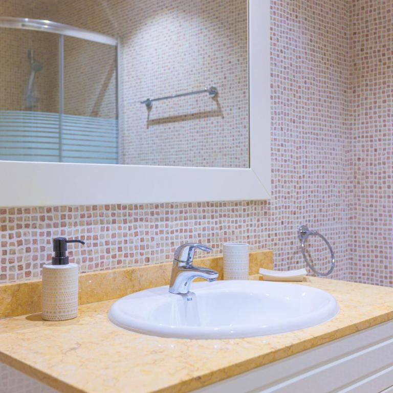 Villa with Pool, Luxury Scape in Caleta De Fuste - Villa with Private Pool - 56