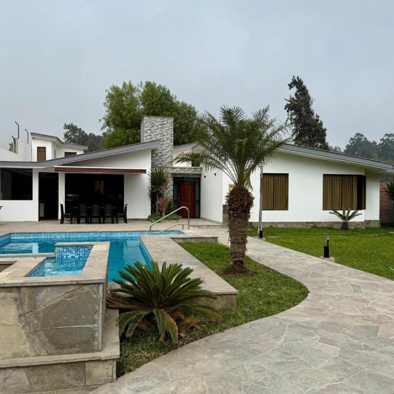 Casa los Cipreses del Sol - Vacation Home - 1