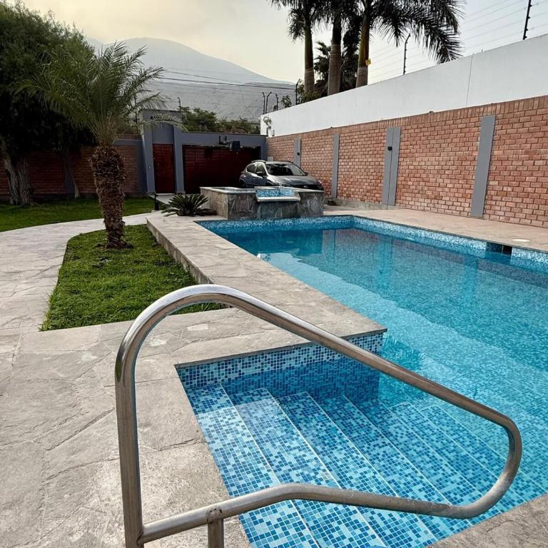 Casa los Cipreses del Sol - Vacation Home - 3