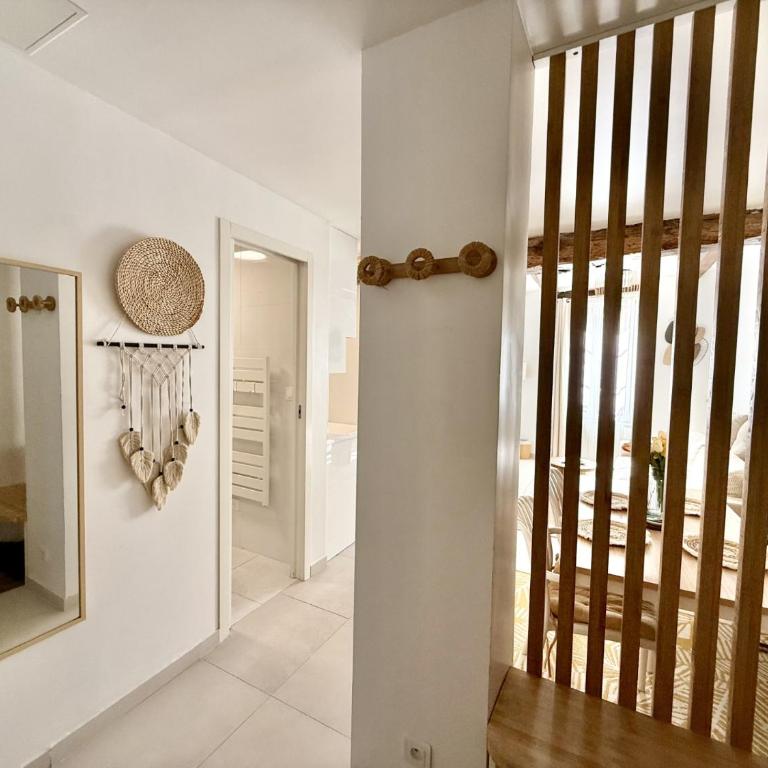 Paris center near Notre Dame 2 bedrooms with Balcony - Appartement 2 Chambres avec Balcon - 14