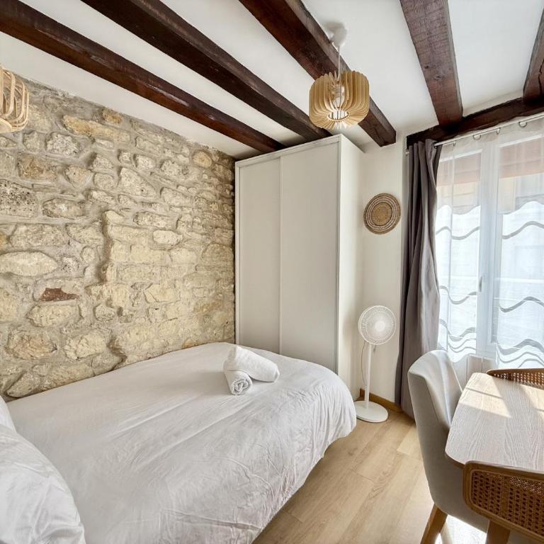 Paris center near Notre Dame 2 bedrooms with Balcony - Appartement 2 Chambres avec Balcon - 29