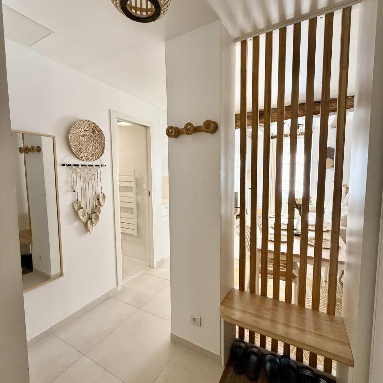 Paris center near Notre Dame 2 bedrooms with Balcony - Appartement 2 Chambres avec Balcon - 15