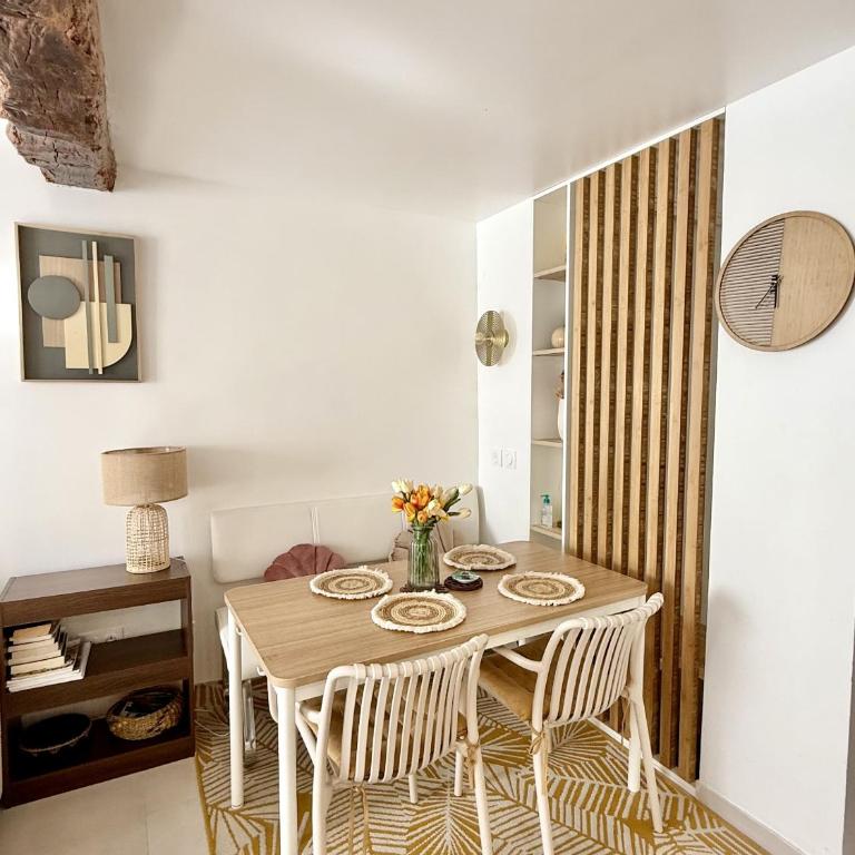 Paris center near Notre Dame 2 bedrooms with Balcony - Appartement 2 Chambres avec Balcon - 9