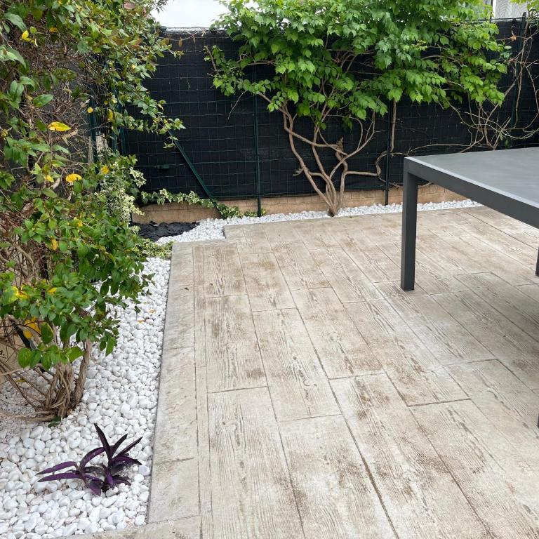 Aux Ayguades, Pavillon tout confort proche plage, terrasse et WIFI - Maison 3 Chambres - 15