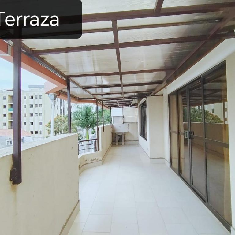 Zona Premium - Amplio Dep - Three-Bedroom Apartment - 1