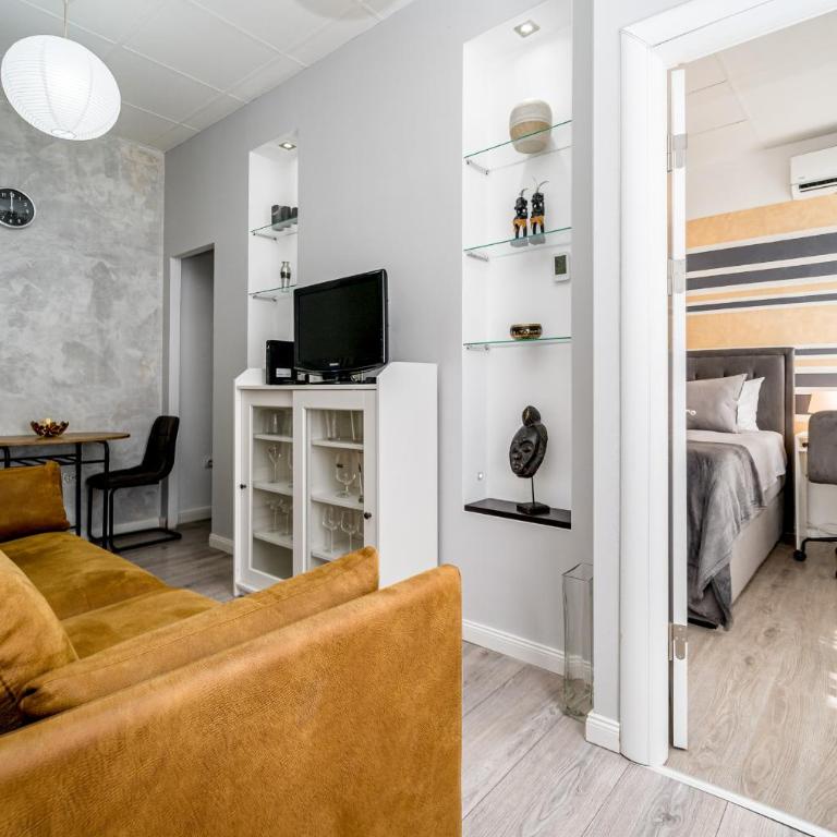 City Chic Skadarlija - Two-Bedroom Apartment - 4