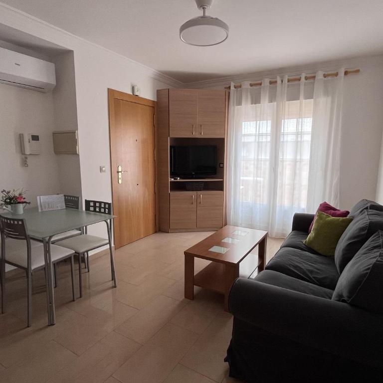 Apartamentos Las Mercedes - Two-Bedroom Apartment with Terrace - 3