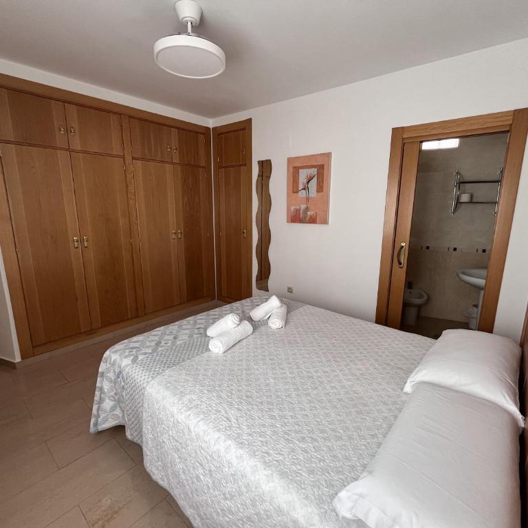 Apartamentos Las Mercedes - Two-Bedroom Apartment with Terrace - 10