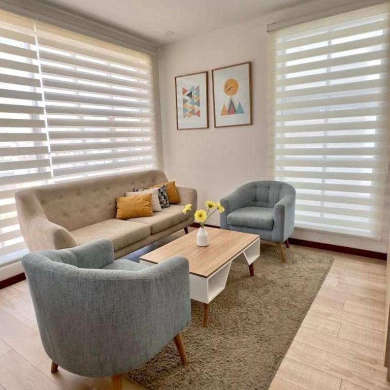 Emmel apart - Three-Bedroom Apartment - 1